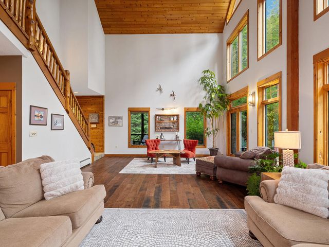 76 Saddleback Way, Lake Placid, NY 12946