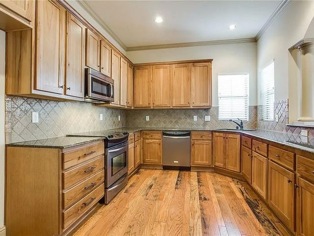 3012 Carmel Street, Dallas, TX 75204