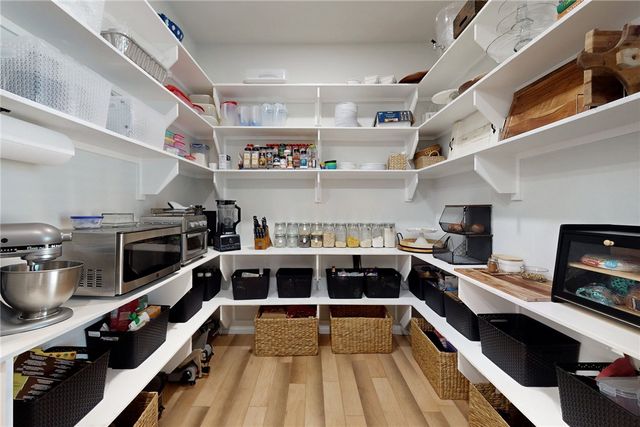 5924 Rain Meadow Drive, College Station, TX 77845