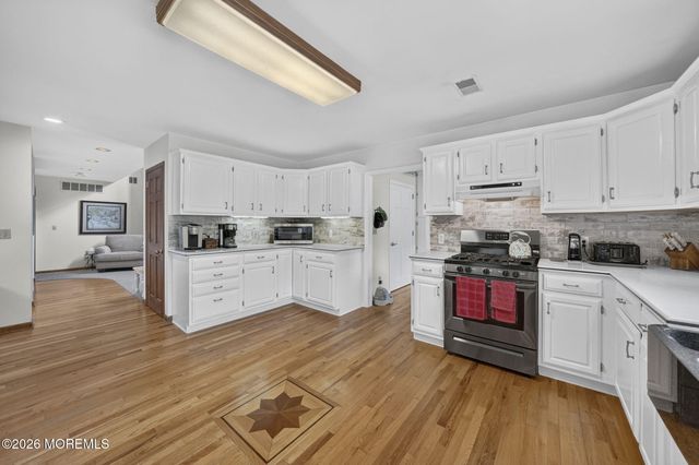 244 Stonehill Road, Freehold, NJ 07728