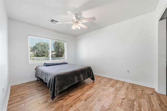 1612 ORANGE AVENUE, Tavares, FL 32778