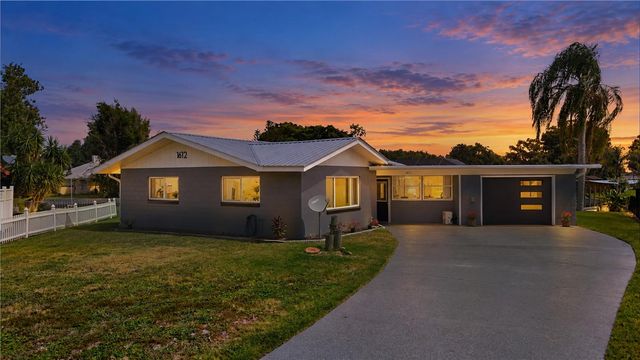 1612 ORANGE AVENUE, Tavares, FL 32778