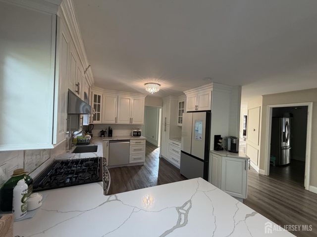 56 Oakland Road, Old Bridge, NJ 08857