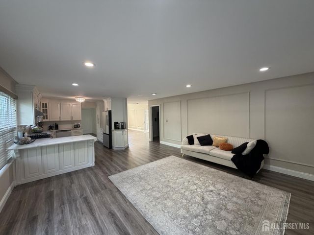 56 Oakland Road, Old Bridge, NJ 08857