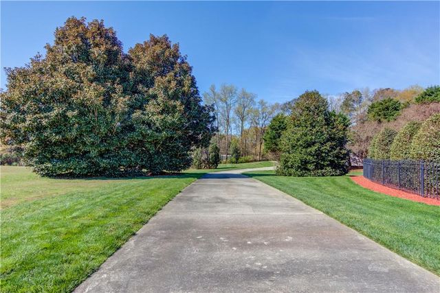 2850 Camp Branch Road, Buford, GA 30519