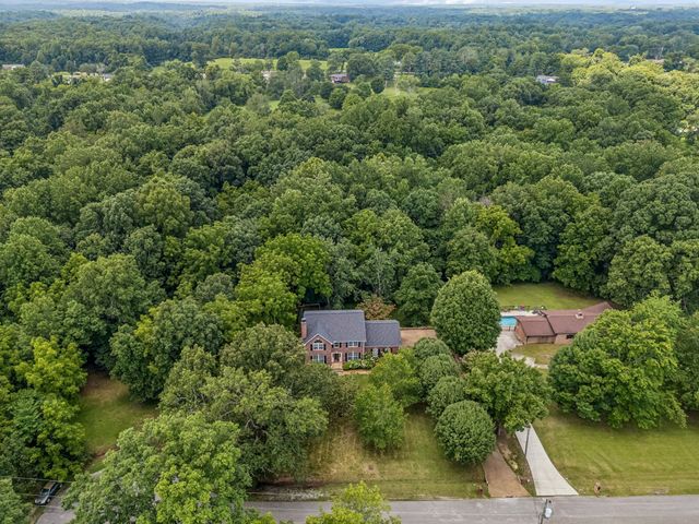 7016 Lama Terra Ct, Goodlettsville, TN 37072