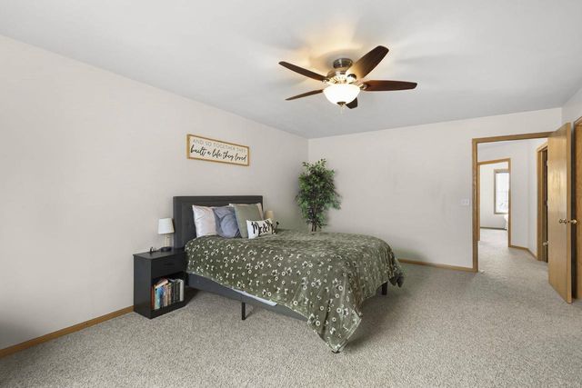 203 Musket Ridge Drive, Sun Prairie, WI 53590