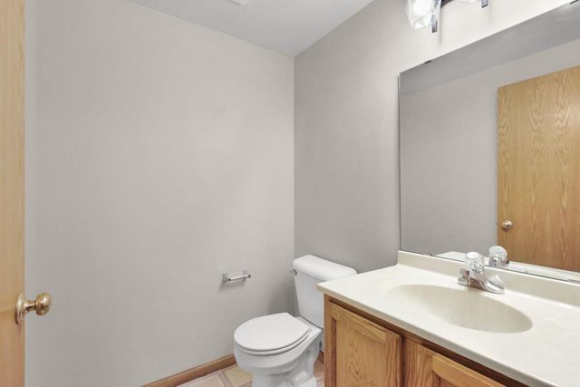 203 Musket Ridge Drive, Sun Prairie, WI 53590