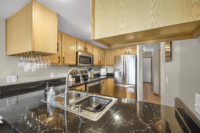 203 Musket Ridge Drive, Sun Prairie, WI 53590