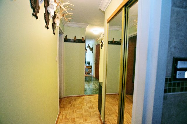 9717 S Keeler Avenue 209, Oak Lawn, IL 60453