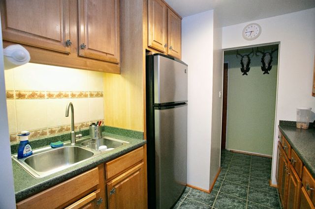 9717 S Keeler Avenue 209, Oak Lawn, IL 60453