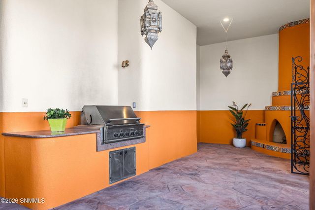 5531 Superstition Drive, Las Cruces, NM 88011