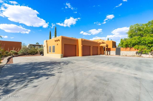 5531 Superstition Drive, Las Cruces, NM 88011