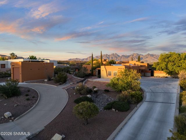 5531 Superstition Drive, Las Cruces, NM 88011