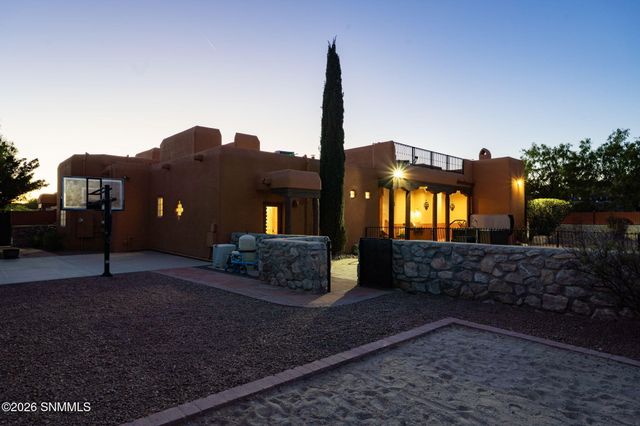 5531 Superstition Drive, Las Cruces, NM 88011