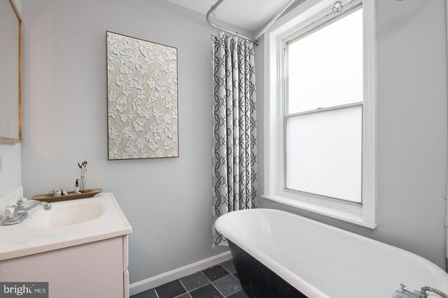 853 N 26TH ST, Philadelphia, PA 19130