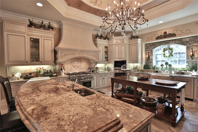 15305 NW HWY 320, Micanopy, FL 32667