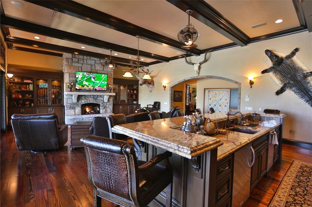 15305 NW HWY 320, Micanopy, FL 32667