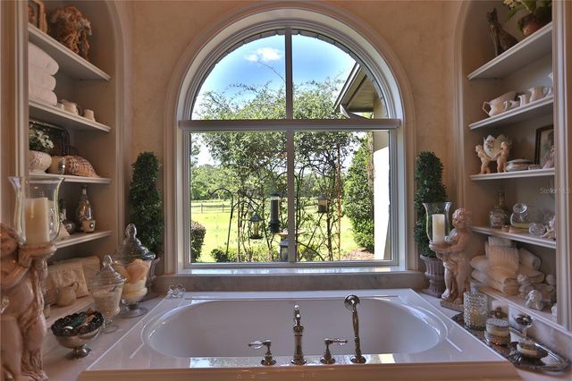 15305 NW HWY 320, Micanopy, FL 32667