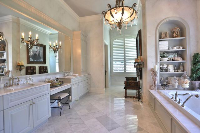 15305 NW HWY 320, Micanopy, FL 32667