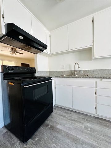 13602 Penn 5, Whittier, CA 90602
