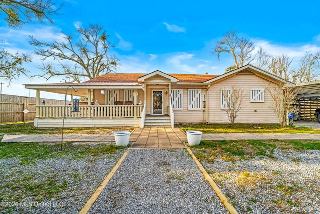 407 E Second Street, Pass Christian, MS 39571