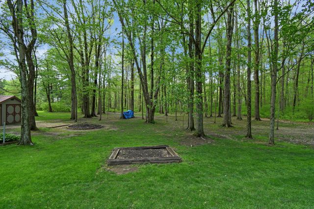 102 Whirlaway Loop SW, Pataskala, OH 43062