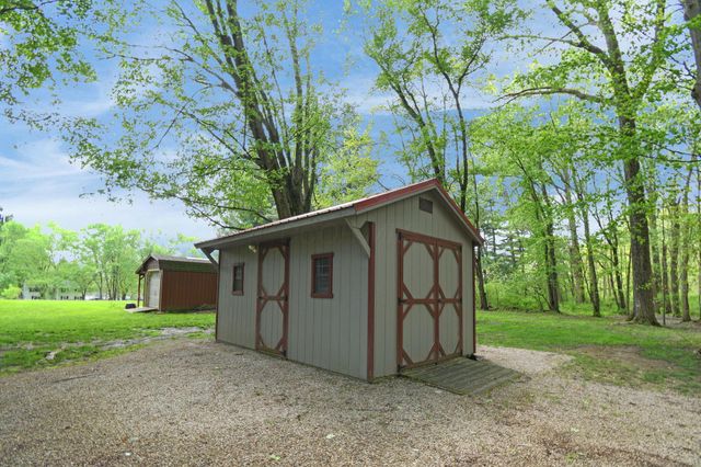 102 Whirlaway Loop SW, Pataskala, OH 43062