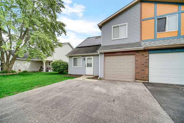 1807 Whitney Drive, Hanover Park, IL 60133