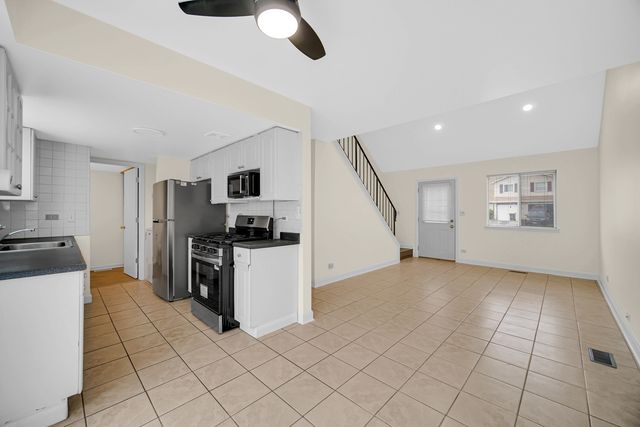 1807 Whitney Drive, Hanover Park, IL 60133