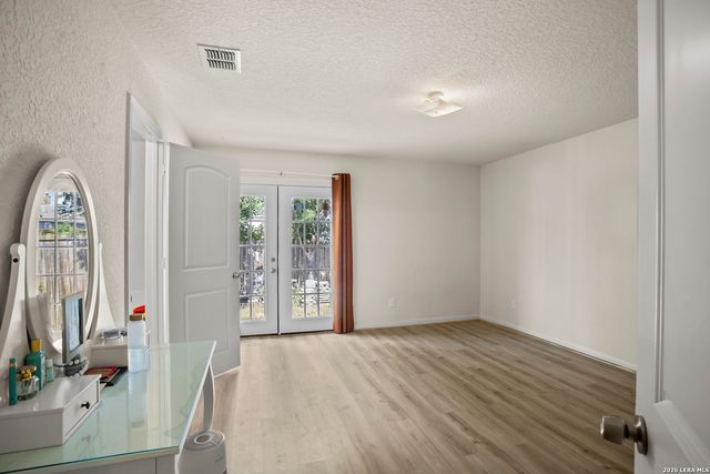 6627 Luckey Square, San Antonio, TX 78252