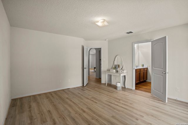 6627 Luckey Square, San Antonio, TX 78252