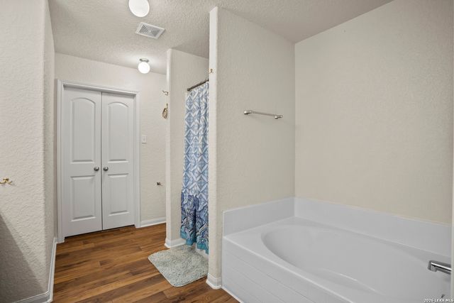 6627 Luckey Square, San Antonio, TX 78252