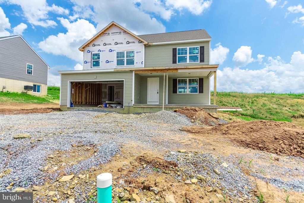 282 VALLEY VIEW CIRCLE # 141, York, PA 17408