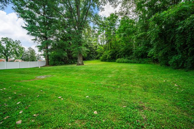 2743 Ironwood Drive 2743 Ironwood Drive, Springfield, OH 45505