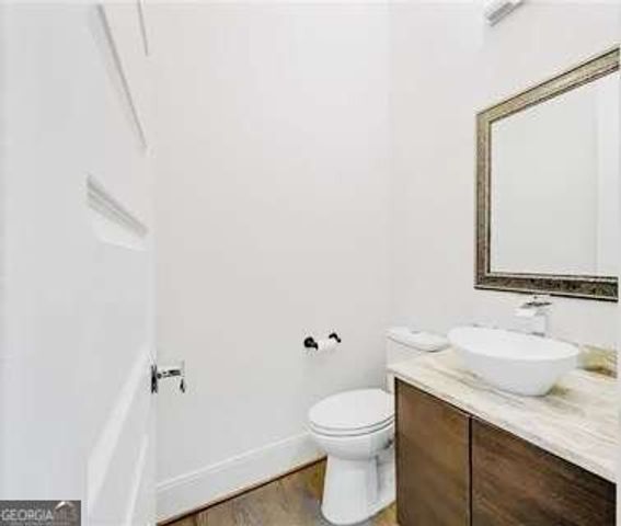 223 16th Street NW 8, Atlanta, GA 30363
