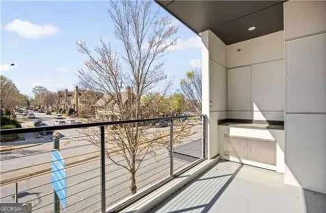 223 16th Street NW 8, Atlanta, GA 30363