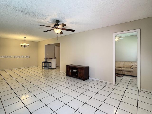 12830 SW 43rd Dr 163-B, Miami, FL 33175