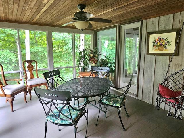 E2672 Remington Drive, La Valle, WI 53941
