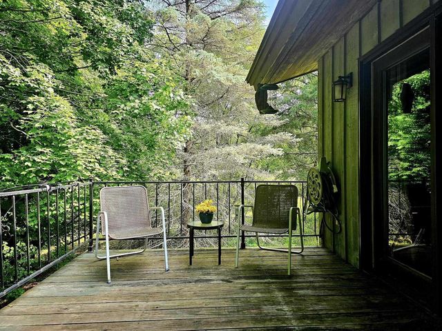 E2672 Remington Drive, La Valle, WI 53941