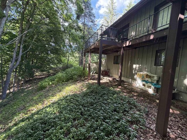 E2672 Remington Drive, La Valle, WI 53941