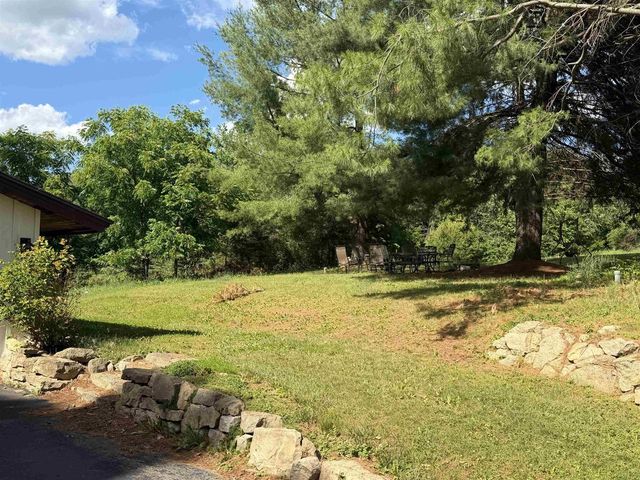 E2672 Remington Drive, La Valle, WI 53941