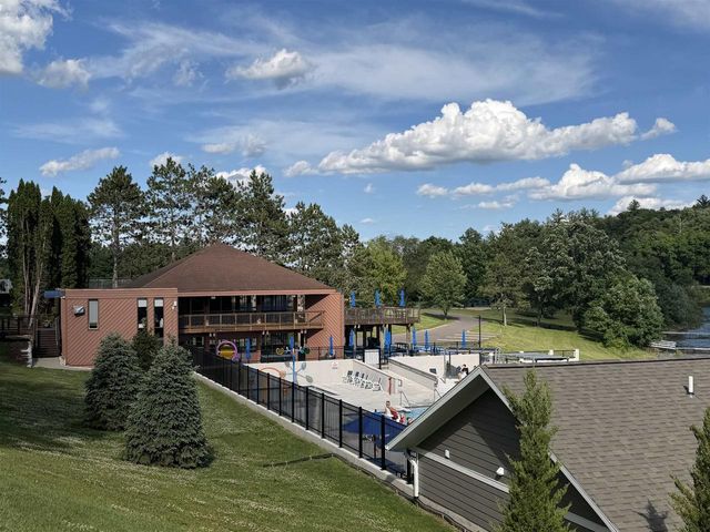 E2672 Remington Drive, La Valle, WI 53941
