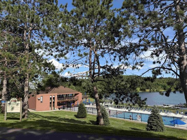 E2672 Remington Drive, La Valle, WI 53941