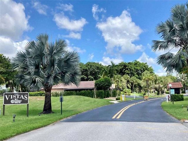 21362 Juego Circle 33f, Boca Raton, FL 33433