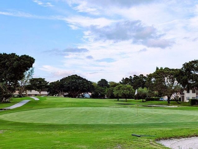 21362 Juego Circle 33f, Boca Raton, FL 33433