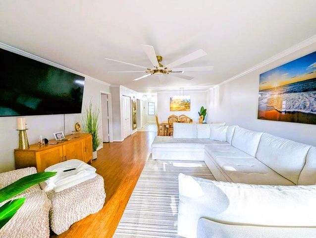 21362 Juego Circle 33f, Boca Raton, FL 33433