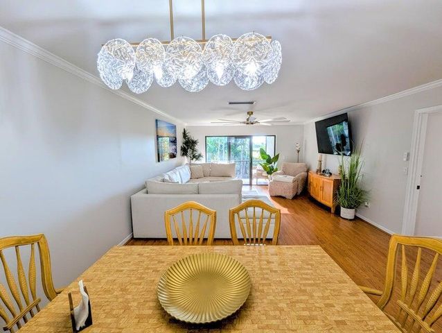 21362 Juego Circle 33f, Boca Raton, FL 33433