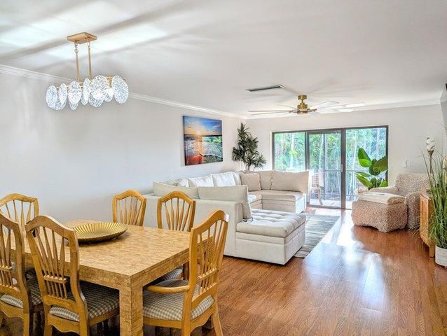 21362 Juego Circle 33f, Boca Raton, FL 33433