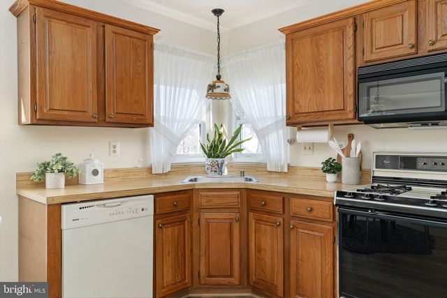 4015 COOL BROOKE WAY, Alexandria, VA 22306